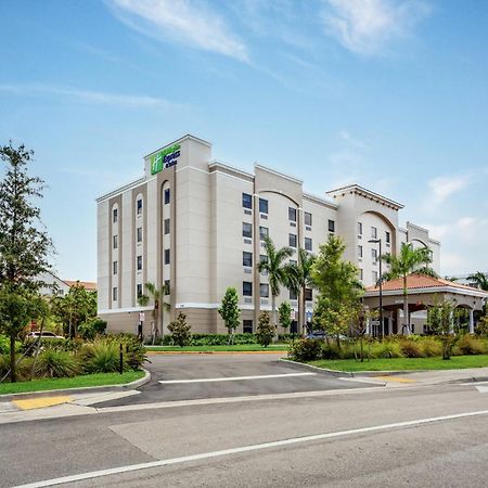 Holiday Inn Express & Suites - Miramar By Ihg 외부 사진