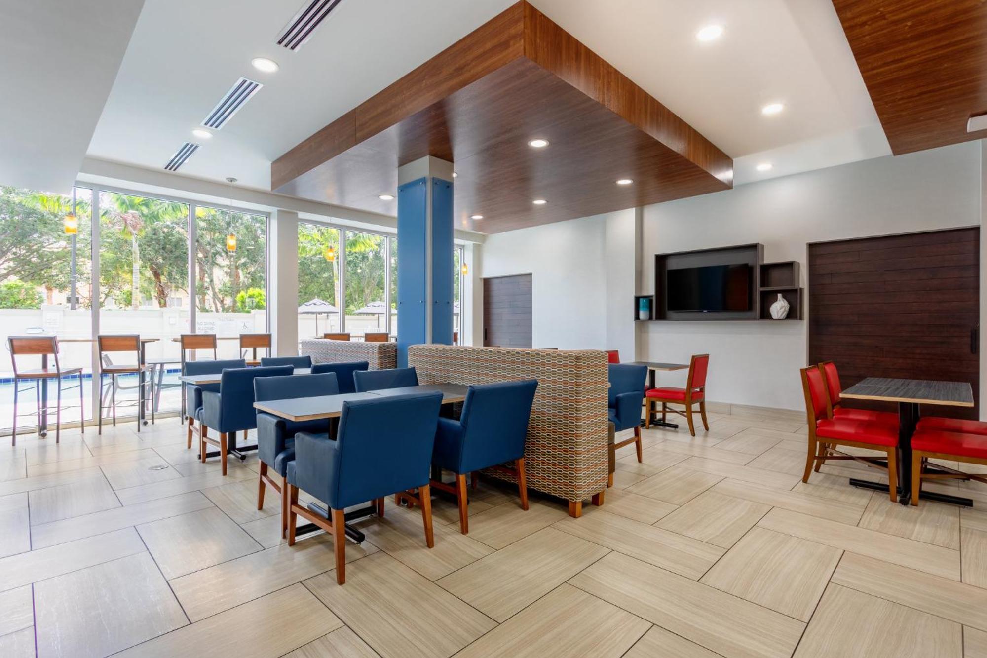 Holiday Inn Express & Suites - Miramar By Ihg 외부 사진